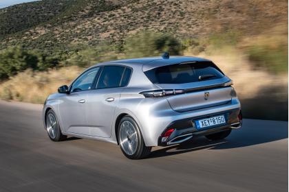 Peugeot 308 1.5BlueHDi EAT8 130Ps